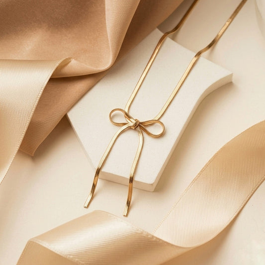 Chain bow knot necklace