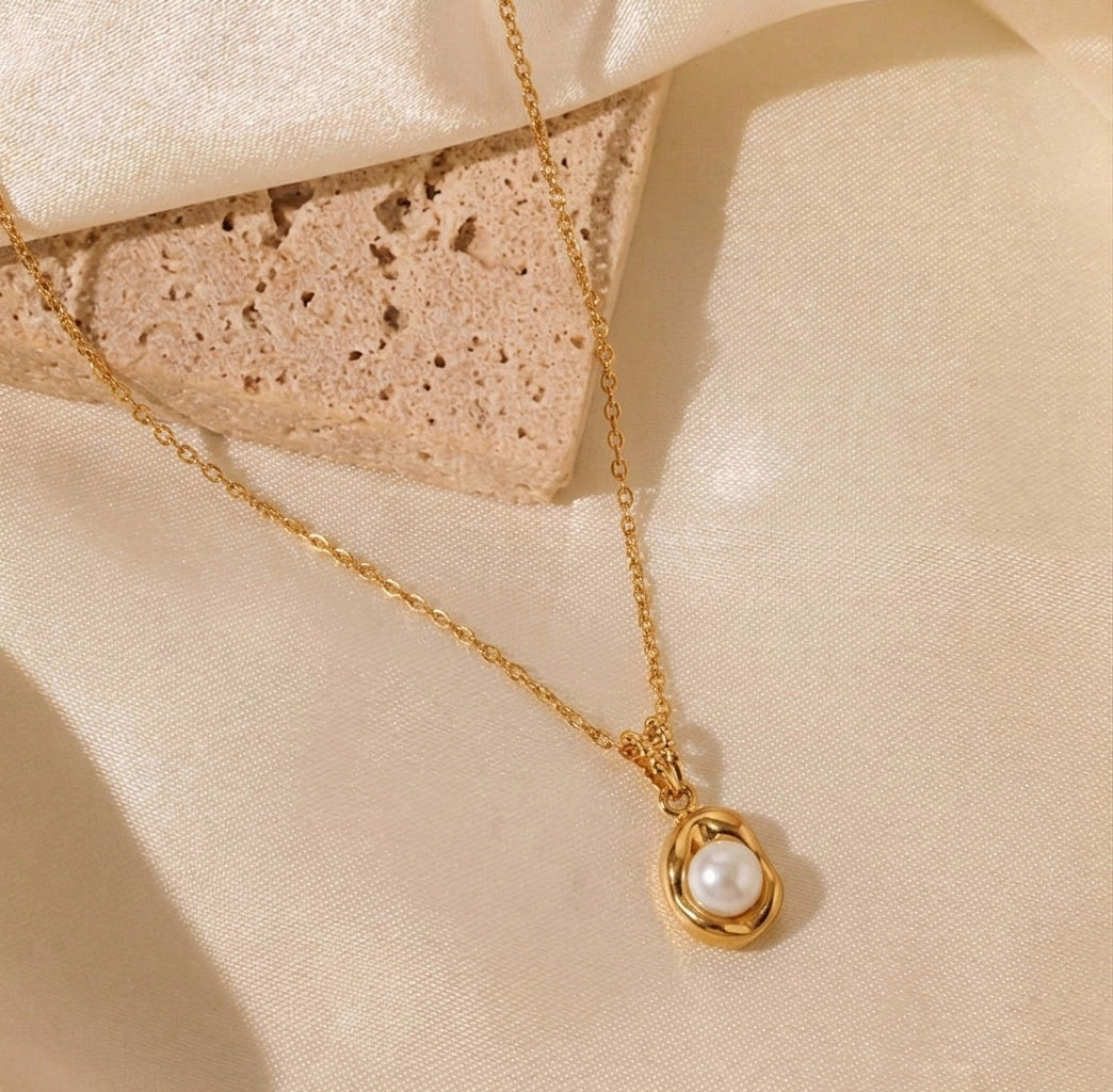 Pearl necklace