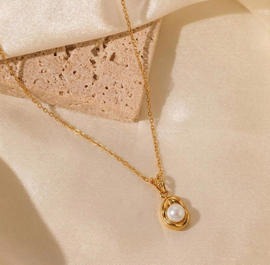 Pearl necklace
