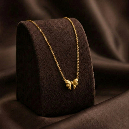 Simple Bow Necklace